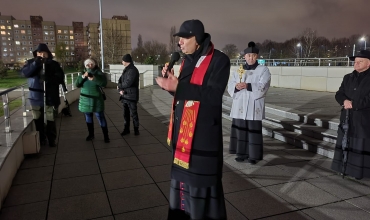 Sosnowiec: Różaniec na Placu Papieskim