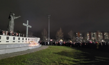 Sosnowiec: Różaniec na Placu Papieskim