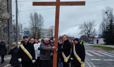 Czeladź: Droga Krzyżowa ulicami miasta (fot. K. Owczarek)