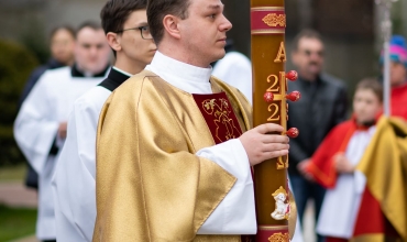 Katedra: Liturgia Wigilii Paschalnej