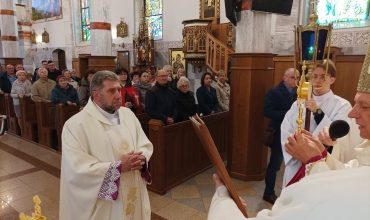 Sosnowiec: Abp Mokrzycki w parafii św. Barbary