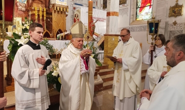 Sosnowiec: Abp Mokrzycki w parafii św. Barbary