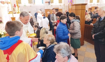 Sosnowiec: Abp Mokrzycki w parafii św. Barbary