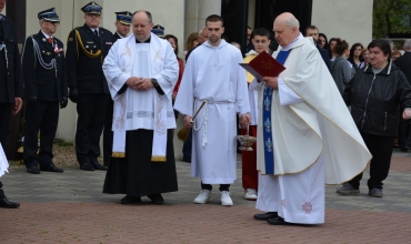 Targoszyce: poświęcenie nowego wozu strażackiego