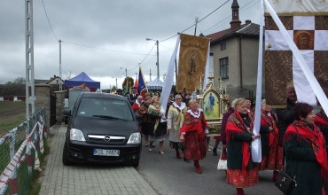 Cieślin: 100-lecie istnienia parafii (fot. Mikołaj Wójtowicz)