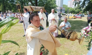 Sosnowiec: Prymicje w Boże Ciało