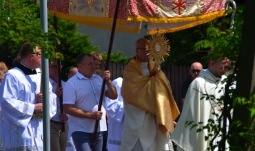 Sosnowiec: Boże Ciało z Biskupem