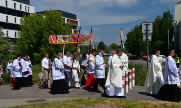 Sosnowiec: Boże Ciało z Biskupem