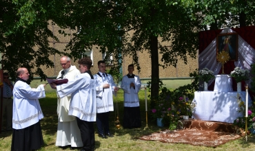 Sosnowiec: Boże Ciało z Biskupem