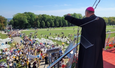 Pielgrzymka Zagłębiowska u tronu Maryi! (fot. ks. P. Lech)