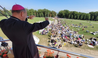 Pielgrzymka Zagłębiowska u tronu Maryi! (fot. ks. P. Lech)