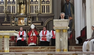 Wielki Piątek z abp. Adrianem w Dąbrowie Górniczej