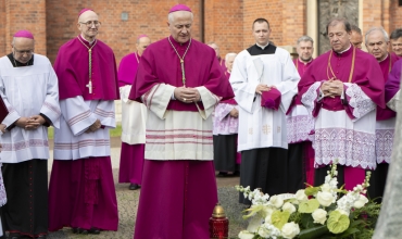 Kanoniczne objęcie Diecezji Sosnowieckiej