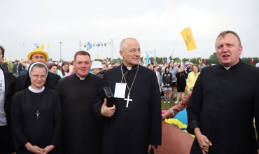 Nasza młodzież na Polach Lednickich