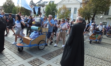 Pielgrzymka olkuska wyruszyła na pątniczy szlak