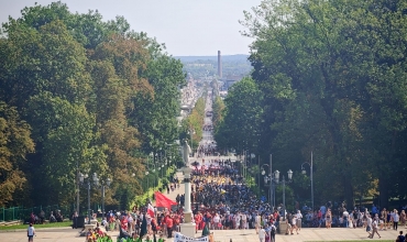 Pielgrzymka Zagłębiowska osiągnęła Jasną Górę (fot.  Iza Bator)