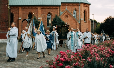 Margaretki u tronu NMP Anielskiej