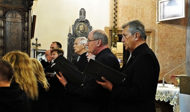 Koncert Chóru z Suchego Lasu w Bazylice olkuskiej