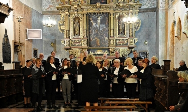 Koncert Chóru z Suchego Lasu w Bazylice olkuskiej